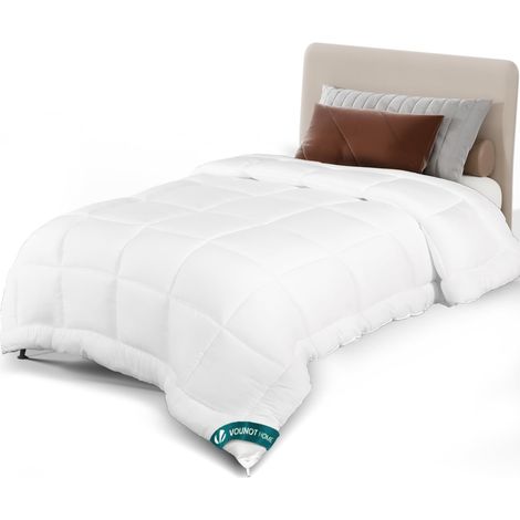 Couette Légère 200GSM 135x200 cm Couette Tempérée en Microfibre Couverture Douce avec Rembourrage Moelleux Couette Respirante Blanc (1/5)