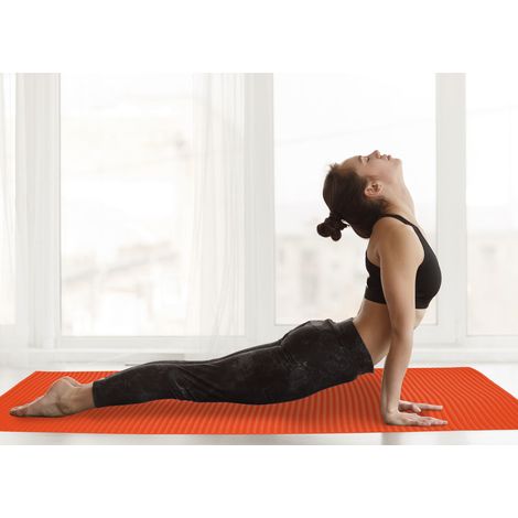 Tappetino Yoga Sport Ginnastica 65x200cm Antiscivolo Colore Arancio (1/4)
