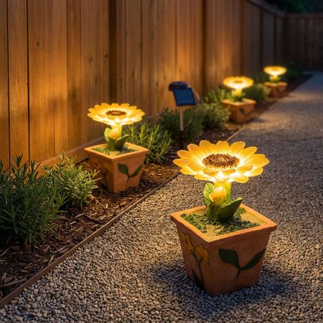Quattro LED le luci esterne solare lampada giardino fiorito di illuminazione EGLO 47125