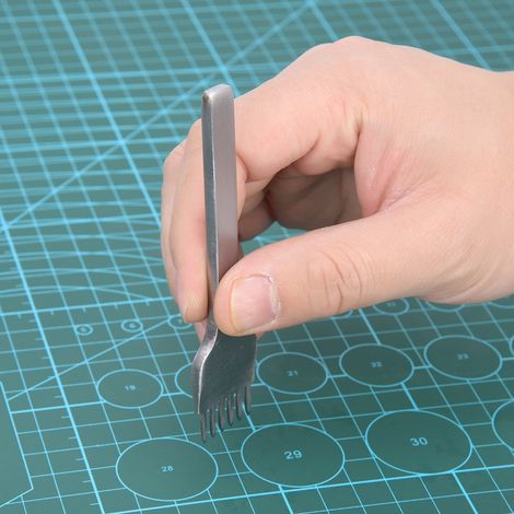 4 outils de maroquinerie DIY, emporte-pièces pour trous de cuir espacés de 3 mm, outil de couture à 1+2+4+6 dents (1/3)