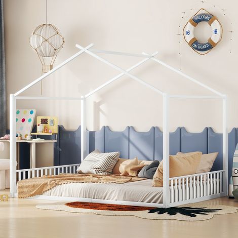 Cama infantil doble con estructura casa blanca OKMYHOME
