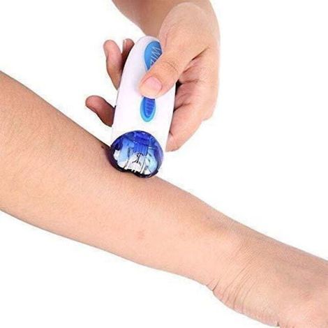 Épilateur électrique pour femmes avec pince à épiler pour le visage. le corps. les aisselles et les jambes. Tondeuse à cheveux. (1/3)