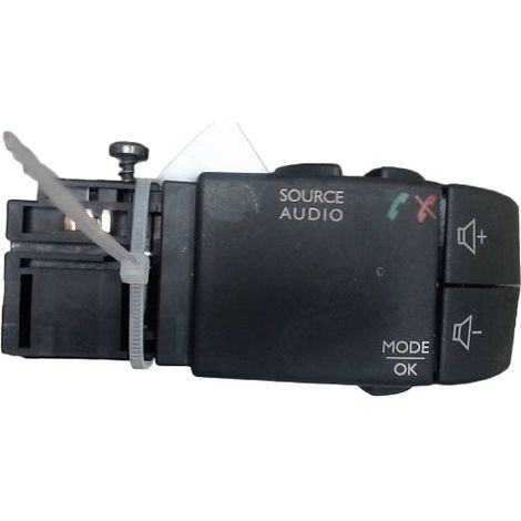 [PRODUIT D'OCCASION] Commande Autoradio RENAULT Clio ♻️ Ref Oe. 255522448r - Garantie à vie (1/3)