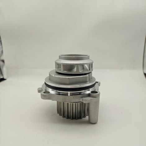 Wasserpumpe mit Aluminium-Laufrad passend für Audi – 06B121011B / 06B121011C (1/4)