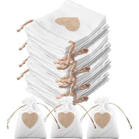 Pack of 30 Burlap Heart Bags 10x14cm for Wedding Candy Gifts, Christening, Birthday, Christmas (White) (1/3)