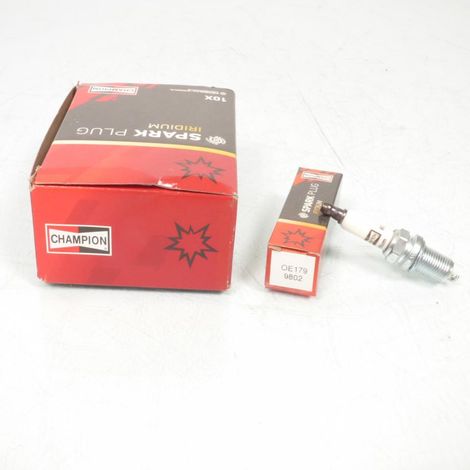Zündkerze Champion für Motorrad OE179/T10 / RC8WYPB4 / 10er-Pack (1/5)