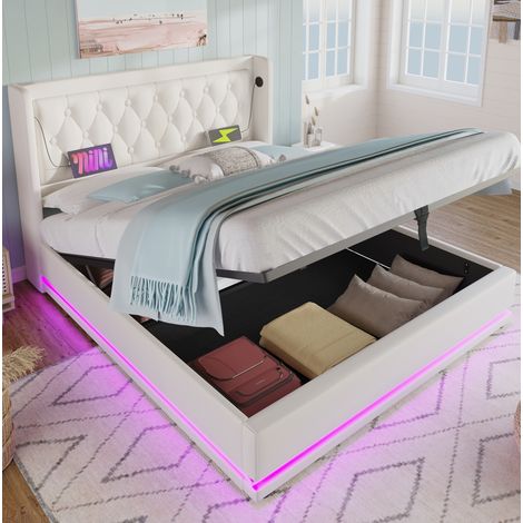 Bett 140x200 cm gepolstert modern in Weiß PU mit Kopfteil, hydraulischem Stauraum, LED, USB-C und Matratze (1/5)