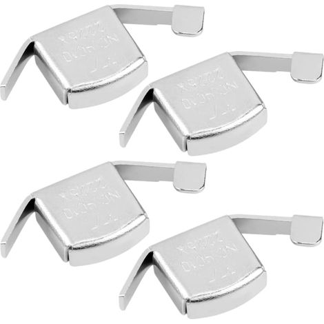 Pied-de-biche magnétique universel monobloc argenté, adapté aux accessoires de machines à coudre courants et aux pièces d'outils de loisirs créatifs.