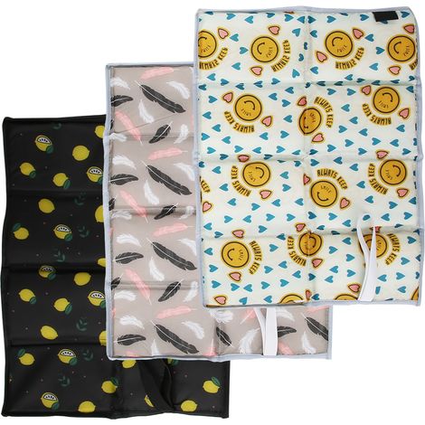Set mit 3 tragbaren, faltbaren Outdoor-Kissen, wasserdicht und feuchtigkeitsbeständig, für Picknicks und Reisen. (1/5)