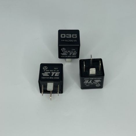 Mercedes-Benz Relay 036 V23134-B52-X590 Mercedes-Benz Relay A0009826123