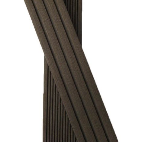Listello per esterni in legno composito - Colore: Cioccolato, spessore 1cm, larghezza 5.5cm, lunghezza 200cm, superficie coperta in m2: 4