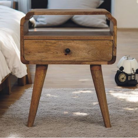 Comodino nordico in legno massello di mango finitura oak-ish marrone, 2 cassetti e vano aperto