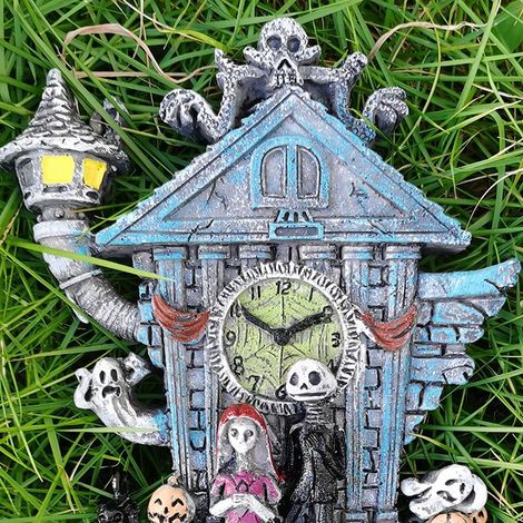Horloge coucou d'Halloween en résine synthétique, idéale pour décorer une fête d'Halloween. (1/5)