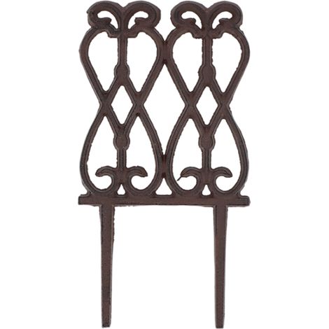 Clôture de jardin en fonte dans le style de