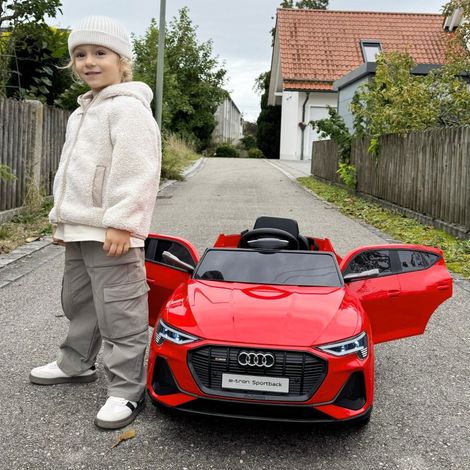Voiture électrique pour enfants, jusqu'à 5 km/h, avec ceinture de sécurité, télécommande, phares, fonction musicale, rouge (1/5)