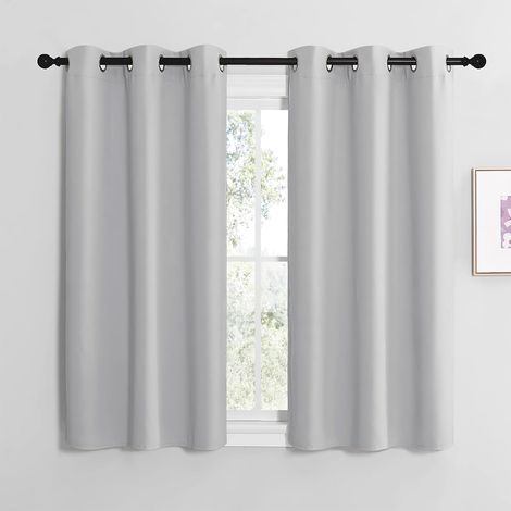 Rideaux et Draperies Intérieurs Occultant Thermique Court Petit Panneaux à Oeillets Decoration Chambre Maison Cuisine, L107xH120cm, Gris Clair, 2 Pièces (1/5)