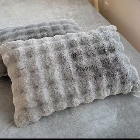 Lot de 2 taies d'oreiller douces à poils courts, à une seule face, pour le revêtement de canapé, style moderne, convient aux canapés et aux chambres à coucher, 30 x 50 cm, Gris. (1/3)