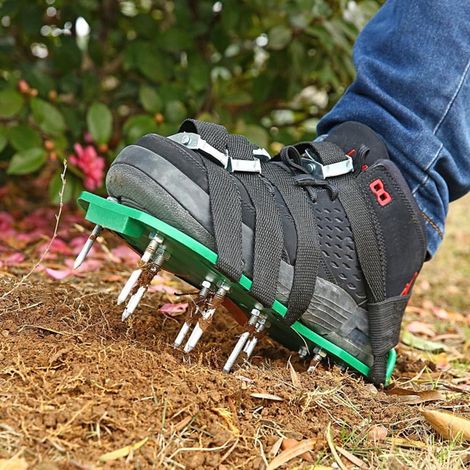 Chaussures Aérateur De Pelouse - Pointes Acier 45 mm - Sangle Réglable - Pour Jardin Pelouse Cour - 1 Paire (1/2)