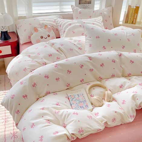 Housse de Couette 220x240 Blanc et Rose Nœud Papillon Cœur Romantique Parure de Lit Adulte 2 Personnes Kawaii Microfibre Linge de lit avec Fermeture Éclair et 2 Taies d'oreiller 65x65cm (1/5)