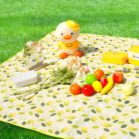 Manta de picnic con estampado de hojas verdes, 150×200 cm, impermeable, para playa/camping. (1/4)