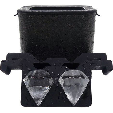 Moule à glaçons diamant pour réaliser 2 grands glaçons transparents en forme de diamant, parfaits pour le whisky et les cocktails. Idée cadeau originale. (1/5)