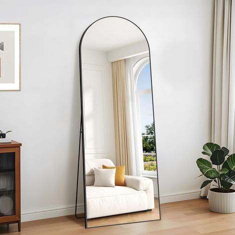 Miroir sur Pied Arqué, 179 x 65 cm Grand Miroir Mural avec Cadre en Aluminium Noir à Suspendre, à Poser, à Appuyer, pour Salon, Chambre, Couloir (1/5)