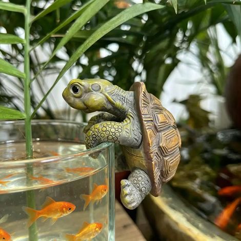 Mini Turtle Garden Decoration, Turtle Statue for Small Pond, Weatherproof Outdoor Ornament for Pond, Balcony, Terrace (Climbing Turtle) (1/5)