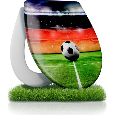 Calmwaters® WC Sitz Fußball mit Absenkautomatik, Toilettendeckel Motiv Halbzeitpause, antibakterielles Duroplast, leichte Montage, bis 250kg, Made in EU, Klobrille abnehmbar (1/5)