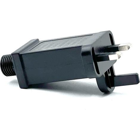 LUCCIKA Trasformatore alimentatore 9 W per luci a Led da 31V IP44 con spina UK per luci e decori luminosi di Natale con memoria e 8 differenti giochi di luce Nero 9W (1/5)