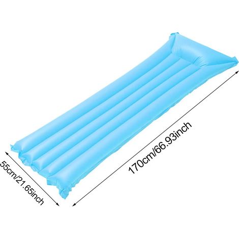 Tapis gonflables pour piscine, chaises longues aquatiques, complexes hôteliers avec piscine en bord de mer