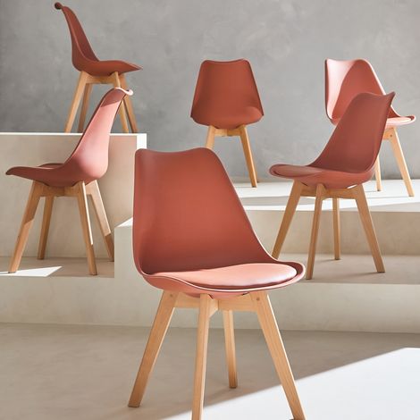 Set 6 sedie scandinave imbottite con gambe in legno (1/5)