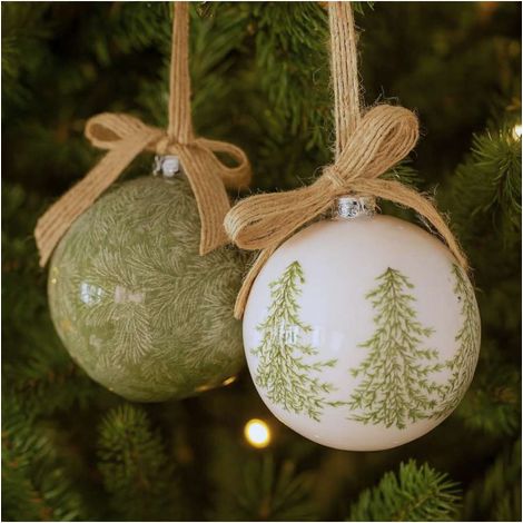 Decoris Sfera Natalizia con Decoro Albero e Fiocco in Juta - 8 cm (1/3)