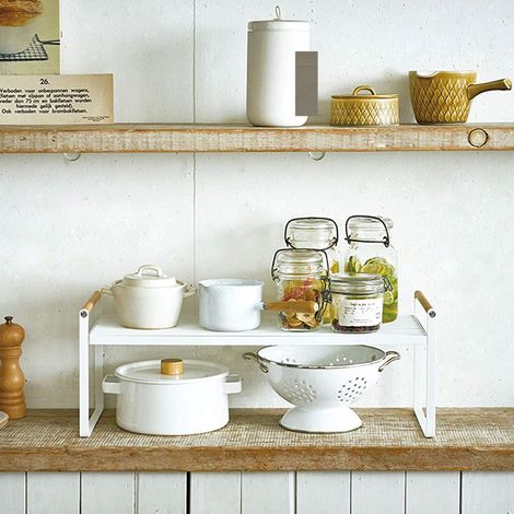Étagère de cuisine superposée [Naturelle] Organiseur de comptoir multifonction en métal et bois pour épices et bols blanc Petite 2 niveaux facile à installer (1/5)