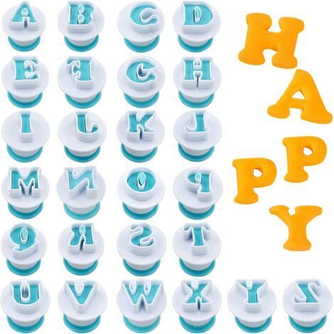 Set of 26 blue alphabet cookie cutters (28 x 28 x 35 mm), ideal for weddings, birthdays and Christmas cookie decorations.