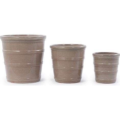 Set de 3 macetas de cerámica artesanales color taupe con estrías horizontales y agujeros de drenaje (1/5)
