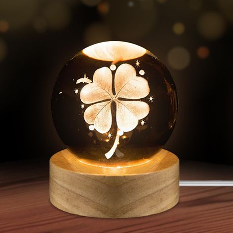 Veilleuse Boule de Cristal 3D, Boule de cristal trèfle à quatre feuilles, Lampe 3D avec LED Multicolore Base en Bois, Décoration de Bureau, Veilleuse - Cadeau - Décoration fantaisie de chambre (1/5)