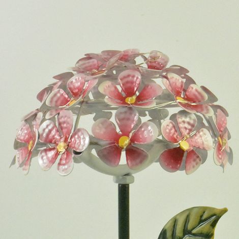 Lumières solaires artificielles en forme d'hortensia pour terrasse, pelouse et jardin. (1/5)