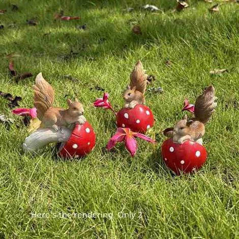 Disponible en 2 couleurs : voir photo. Matière : résine. Sculpture/décoration de jardin extérieur représentant un écureuil et un champignon.
