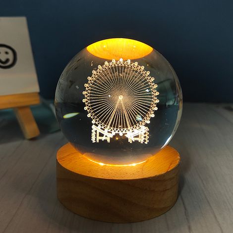 Lámpara de noche de bola de cristal grabada con motivo del sistema solar, conexión USB (12 cm). (1/5)