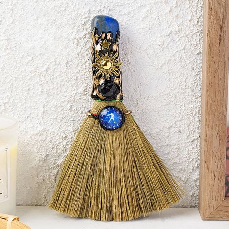 Broom - Sculpture En Pierre Naturelle - Décor De Bureau - 17 Cm - 80 G (1/4)