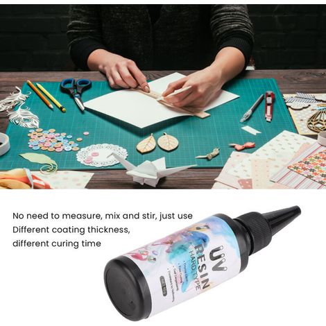 Résine de coulée transparente, résine UV pratique, couleur transparente à durcissement rapide pour les décorations artisanales 60g