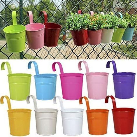 10 vasi da fiori sospesi in ferro battuto di vari colori (1/4)