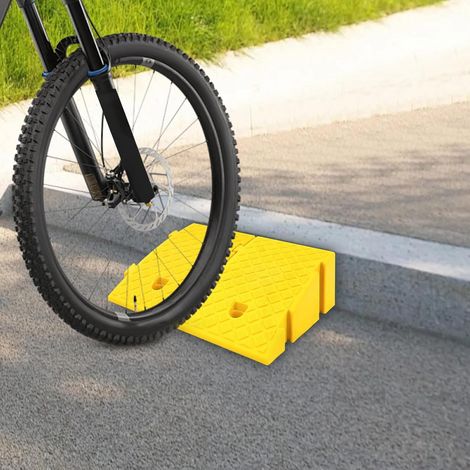 Bordsteinrampe für 16 cm Hohe Stufen, 2 Stück Tragbare rutschfeste Kunststoff Schwellenrampe Auffahrhilfe, Mobilität Leichte Bordstein Rampe für Auffahrt Ladestation Gehweg Auto (1/5)