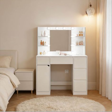Coiffeuse 110x40x140 cm blanche en bois et verre avec miroir LED, prises intégrées et rangements (1/5)