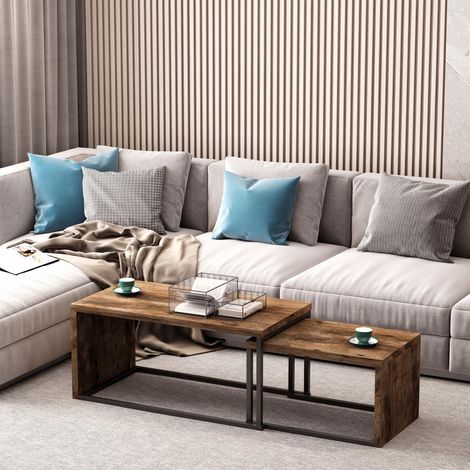 Ensemble de 2 tables basses gigognes HOMCOM, style moderne, avec structure en métal, idéales pour le salon et la chambre. Grande table : 90 x 48 x 42 cm  petite table : 59 x 42 x 36 cm. Coloris : marr