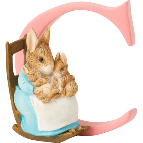 Beatrix Potter - Figurina Lettera C con coniglio e coniglietti