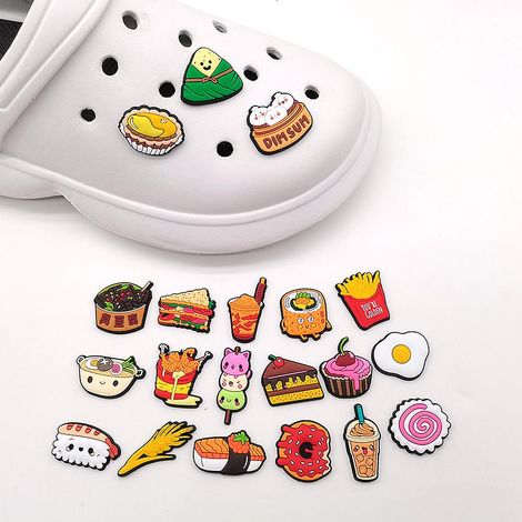 Lot de 20 breloques pour chaussures représentant de la nourriture, mignonnes et de style dessin animé, pour décorer vos chaussures de jardin. (1/5)