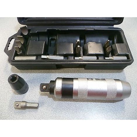 CACCIAVITE A PERCUSSIONE PER VITI E BULLONI PROFESSIONALE (1/4)