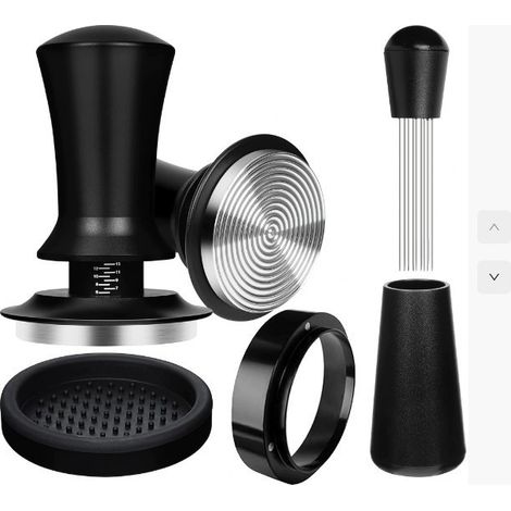 Zubehörset für 51-mm-Espressomaschinen, bestehend aus einem Espresso-Spender, einem federbelasteten, kalibrierten Tamper und einem Dosiertrichter.