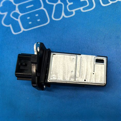 22680-7S000 is a 5P air flow meter suitable for Nissan Tiida, Teana, Qashqai, Sylphy, and Infiniti vehicles. (1/4)